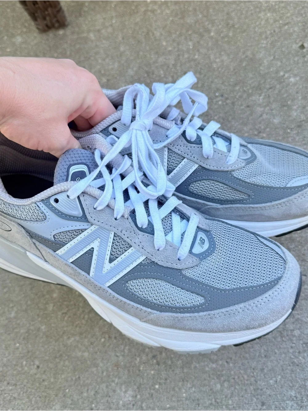 New Balance Made in USA 990v6 Men’s Lifestyle Tennis Shoes size 9.5B (narrow)